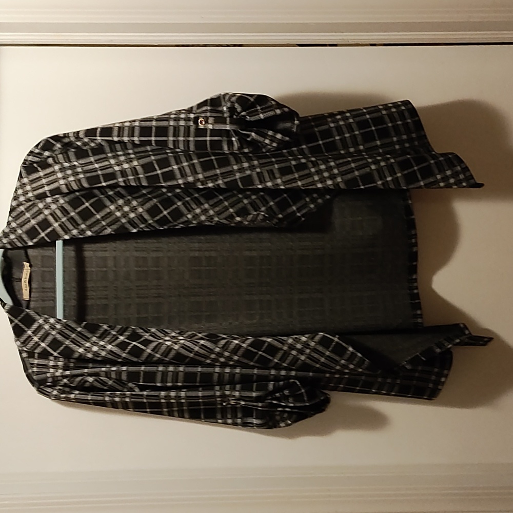 Cardigan women's small Black and White checkered print